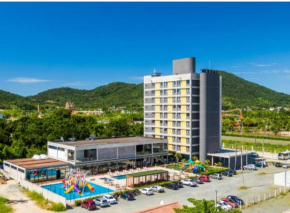 HOTEL SOLAR PEDRA DA ILHA - Ao lado do Beto Carrero World